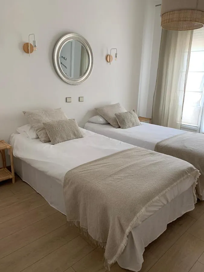 Hotel La Licorne Carnac 2*,