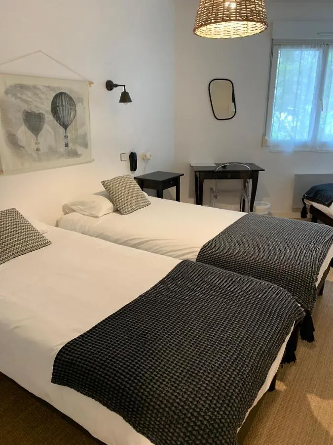 Hotel La Licorne Carnac 2*,