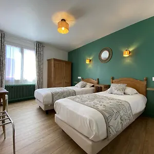 Restaurant Le Grillon Hotel Chambon-sur-Lac